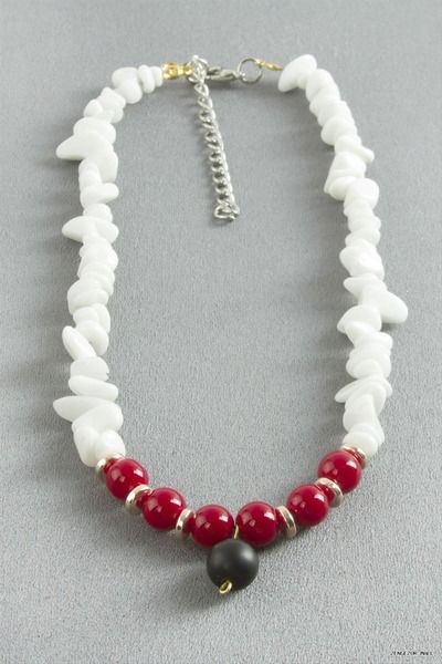 ZERO LAND Zngzrmll Ceyt Broken Natural Stone (25426) Necklace White