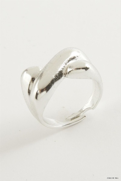 ZERO LAND Zngzrmll Oval Metal Ring (31626) Silver Color