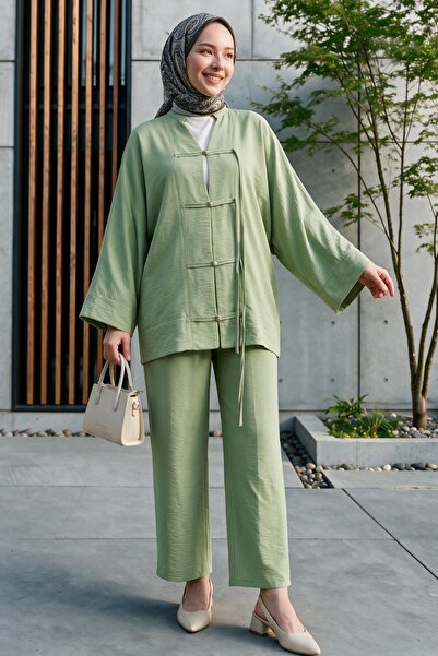 Modamorfo Loose Ayrobin Suit with Stone Buttons on the Front and Wide-Legged ...