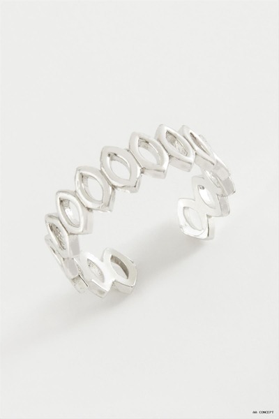 ZERO LAND Concepta Oval Ir Patterned Metal Ring (04251) Silver Color