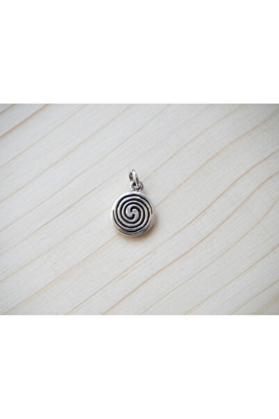 Generic Brand 925 silver Spiral pendant