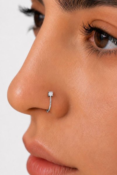 TAKIŞTIR Gümüş Renk Taş Detaylı Cerrahi Çelik Deliksiz Kulak/Burun Piercing