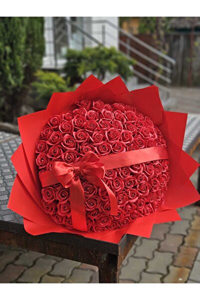 Generic Brand Buchet 101 trandafiri roșii săpun