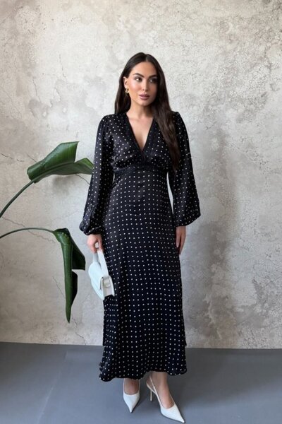 Elbee Fashion Woman Μαύρο σατέν φόρεμα με πουά δαντέλα και λεπτομέρεια στο γιακά