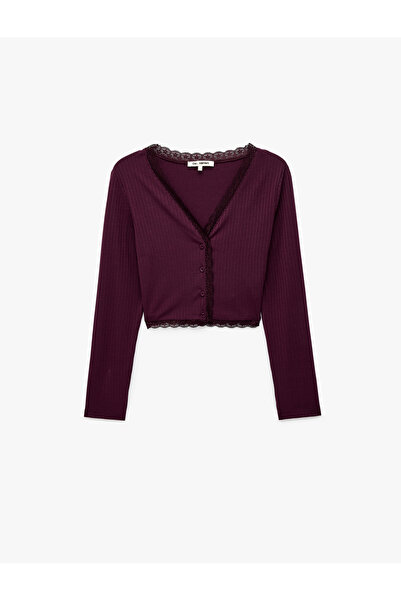 Koton Viscose Blend V-Neck Long Sleeve Buttoned Lace Detailed Crop T-Shirt