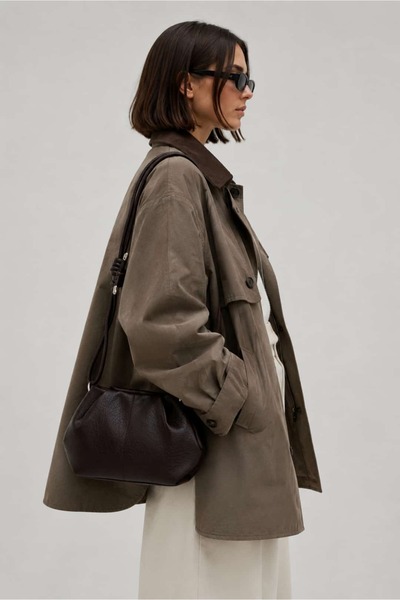 Yuka Atelier Leather Hera Minimal Form Crossbody Mini Bag