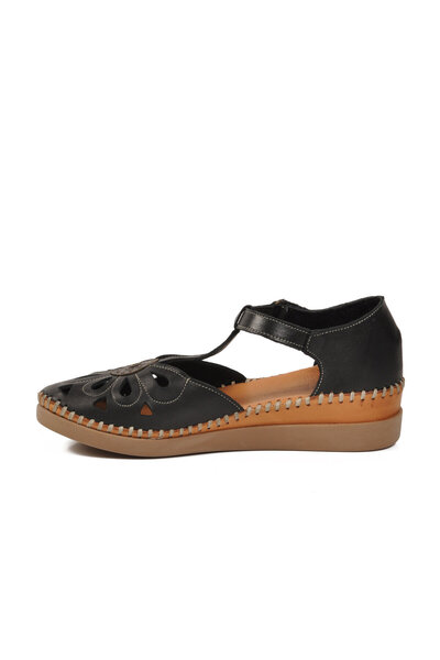 Pierre Cardin Women's Black Comfortable Soft Thick Soled Velcro Sandals Pc-54518