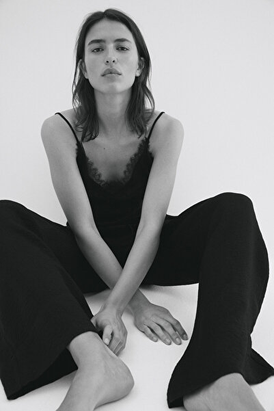 H&M Viskoz Karışımlı ve Büzgü Bağlı Pantolon