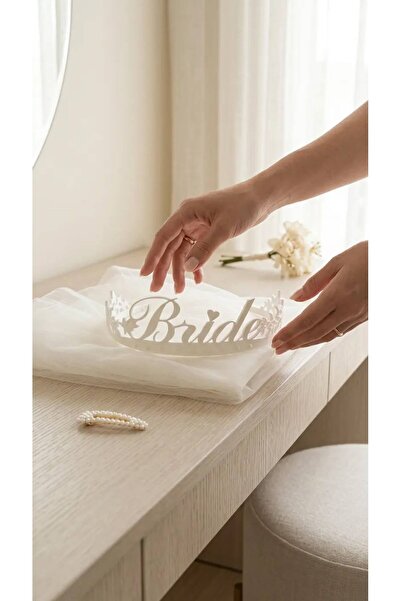 İncili Beyaz Bride Yazılı Bekarlığa Veda Gelin Tacı