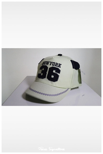PIECE SIGNATURE New York 36 Embroidered Children's Hat with Ears (Age 1-3) (M...
