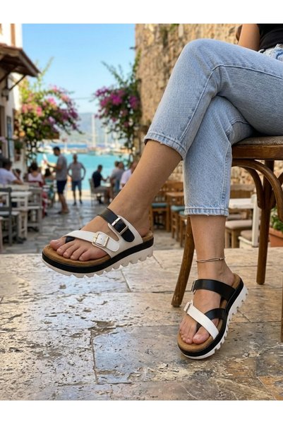 Demashoes Women's White Black Flip-Flop Buckle Slippers