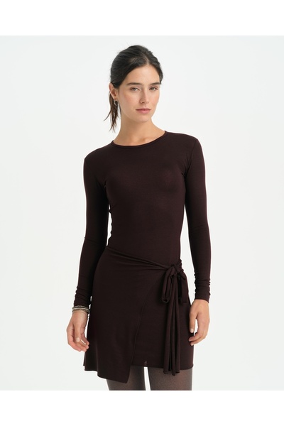 Ayma Active Maro EcoVero ™   Rochie mini wrap cu mânecă lungă, cu decolteu ti...