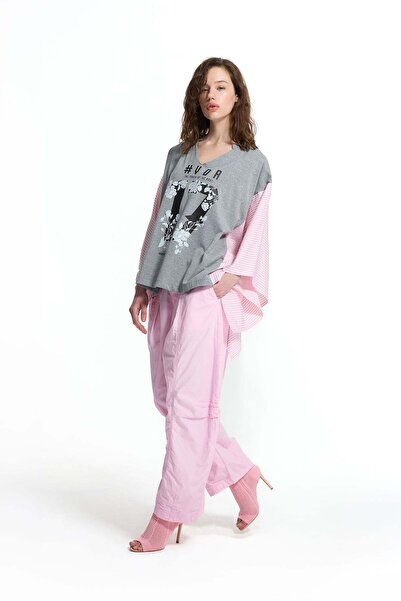 #vdr viadellerose Gray Melange Pink Front Printed V-Neck Bat Sleeve Oversize ...