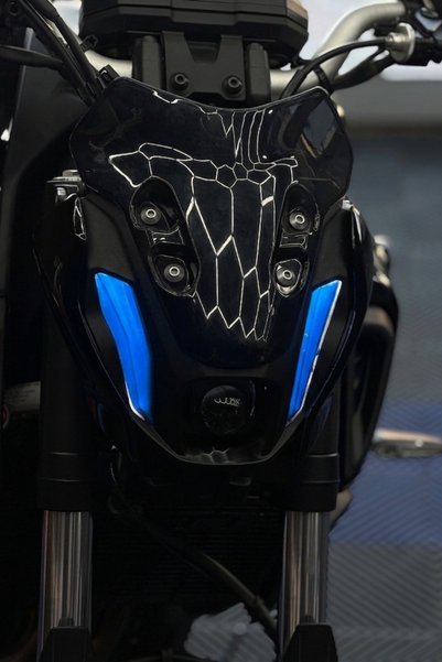Banxtre Yamaha MT-07 Gen 3 için Hazır Kesim Far Filmi Sticker Seti (Sağ ve Sol)