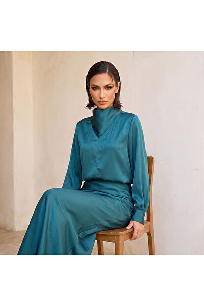 Iconic بلوزة منسوجة من الساتان