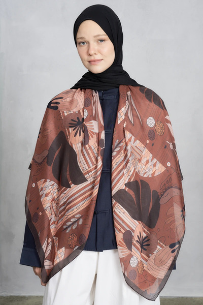 Madame Polo Shawls - Brown