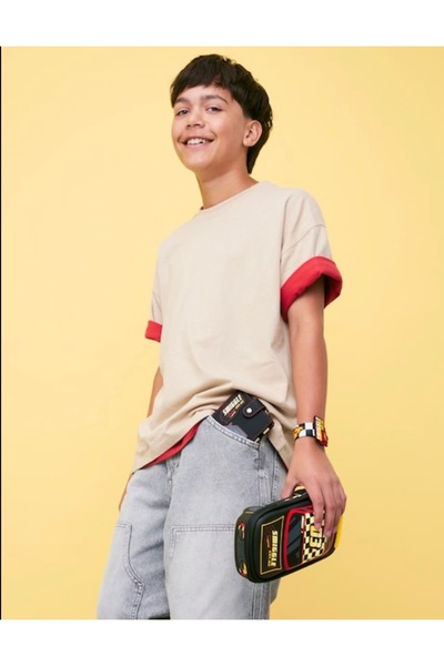 SMIGGLE مقلمة اقلام من سيميغل
