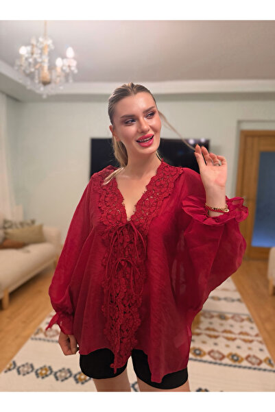 Store Shirts - Red - Evening / Daily