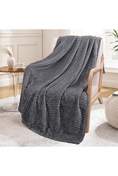 GENERAL Exclusivo Mezcla Large Flannel Fleece Blanket with Leaf Pattern in So...