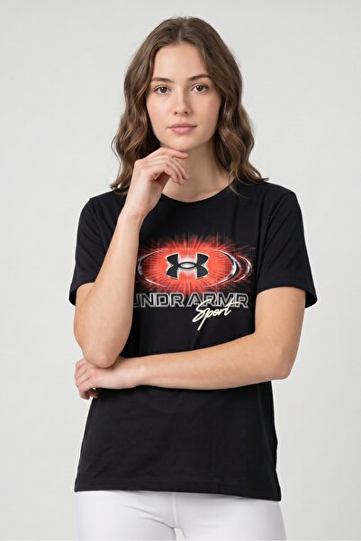 Under Armour Women Loose Fit Short Sleeve Outdoor T-Shirt, Black