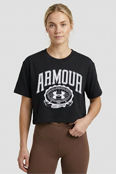 Under Armour Women Loose Fit Short Sleeve Outdoor Crop Top, Black