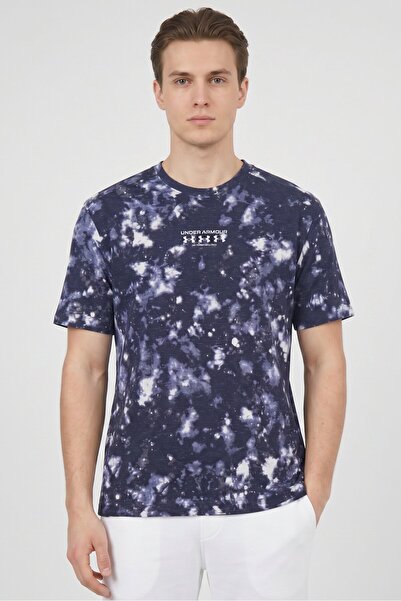 Under Armour Men Loose Fit Short Sleeve Outdoor T-Shirt, Multicolor