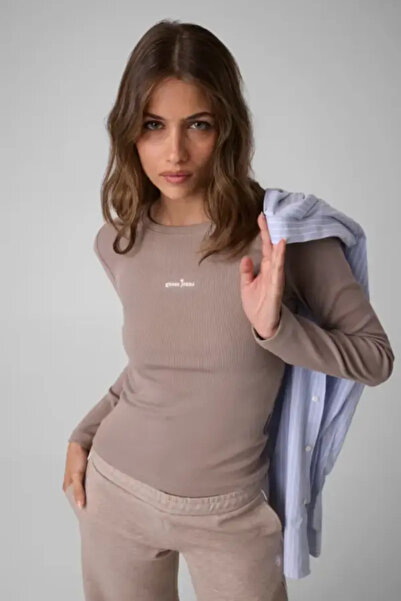 Guess W6YP14K3821-G1J1 Gues Kadın T-shirt