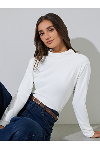 Styli White Solid Hight neck Long Sleeves Knitted Top