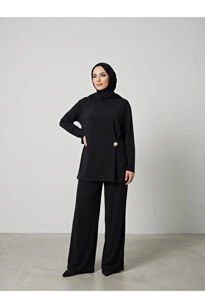 Foremia Brooch Detail Trouser Suit - Black