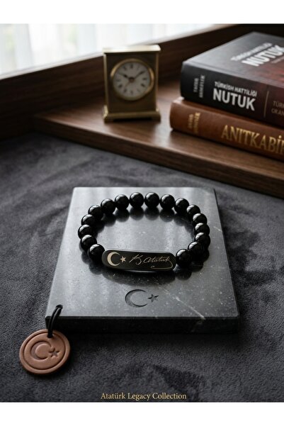PRYON Black Natural Beaded Bracelet for Men & Women - Special Gift for Lovers