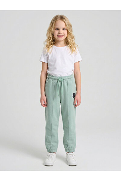 JUNIORLOOM By Styli Girls Green Pintuck Details Printed Joggers By Juniorloom