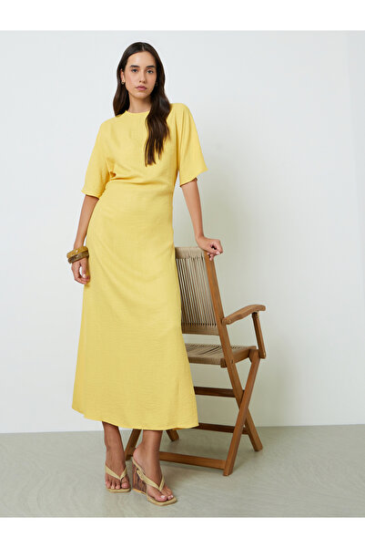 Take Two By Styli Yellow Plain A-Line Maxi Dress with Short Sleeves