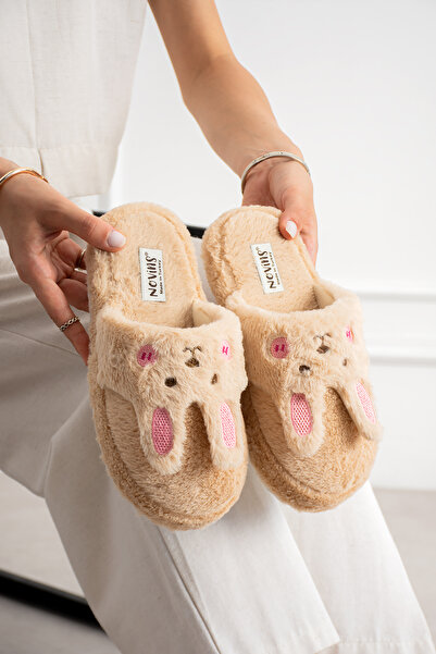 NOVİNS Women's Plush House Slippers with Rabbit Figure, Furry Soft Sole Winte...