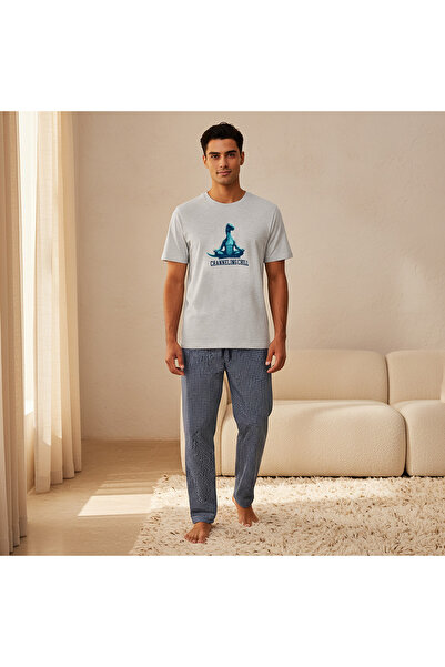 FAV GRAPHIC TEE WITH CHECKED BOTTOM PYJAMA SET