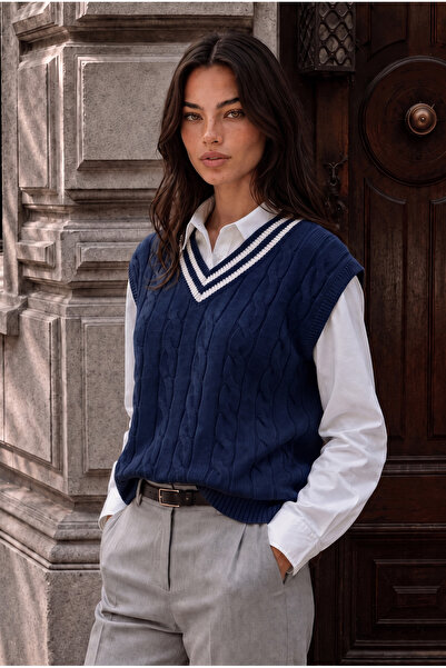 Valiberta Oxford Relaxed Fit Stripe Collar Braided V-Neck Women's Knitwear Sw...