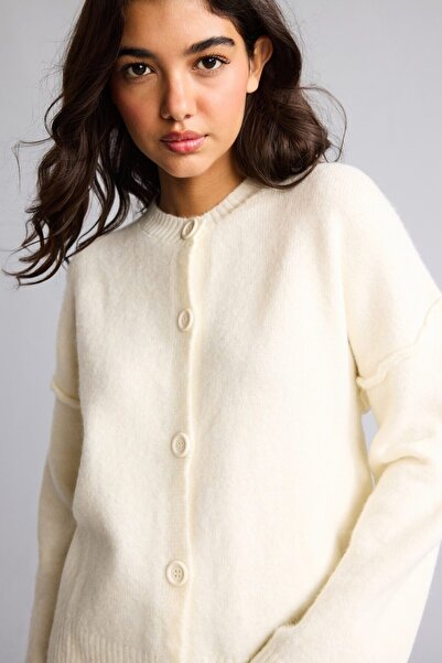 DeFacto Regular Fit Crew Neck Buttoned Cardigan G5018Ax26Wn