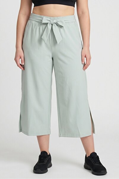 Anta Women Relaxed Fit Tie Belted Training Capri Pants, Sage