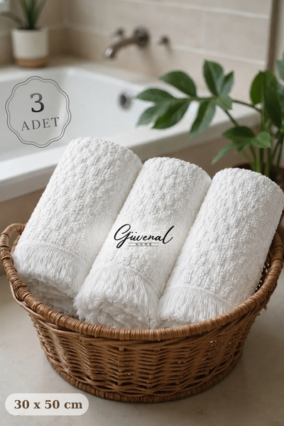 Güvenal Însoțitorul meu |   Set de 3 prosoape albe cu model în relief și fran...