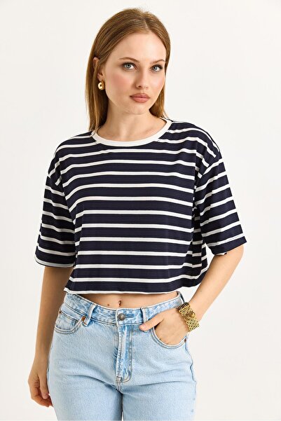 Raneel Kazançlı Alışveriş Striped Casual Comfortable Fabric Crop Top Navy Blue