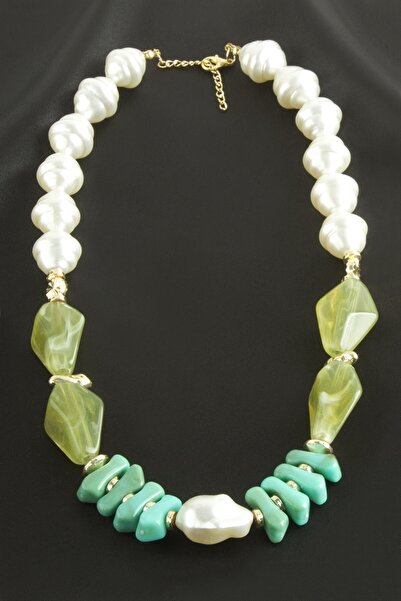 Generic Brand Zr Model Oval Pearl Plastic Necklace