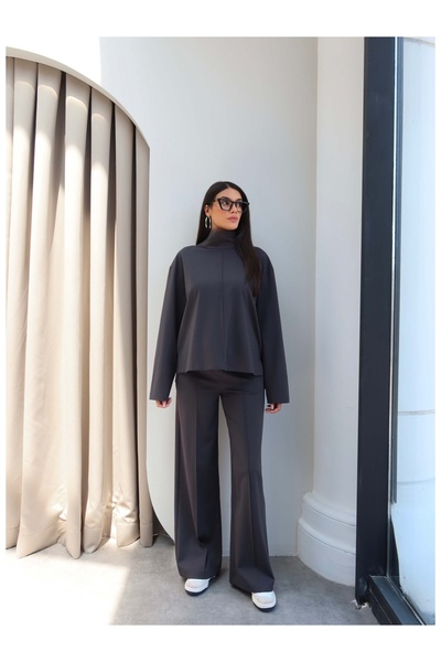 ESRAHELVACI Double Suit with High Collar and Front Stitching