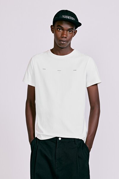 Pull & Bear Yazılı muscle fit tişört