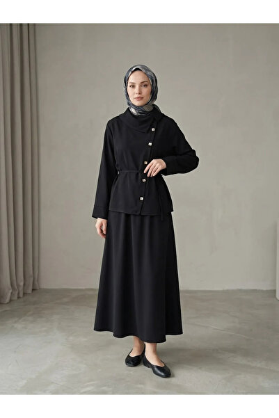 Foremia Cross Buttoned Skirt Suit-Black