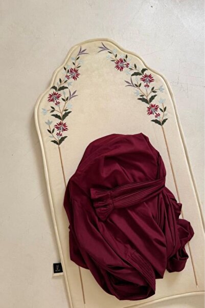 Brides سجاد صلاه مطرزه - 2 سانت- مع الشرشف (طقم صلاه )