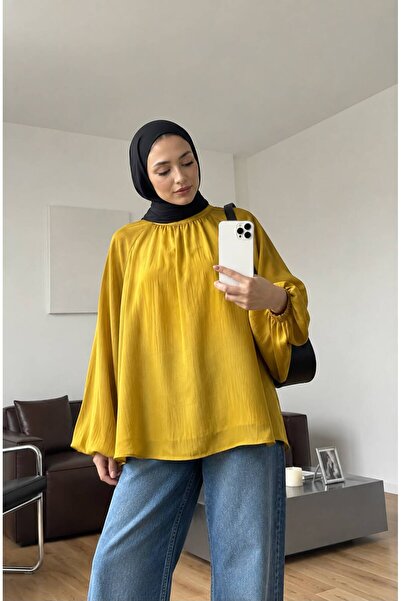 Olbia Women's Yellow Halter Neck Chiffon Flowy Blouse