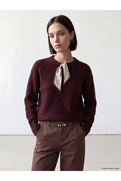 LC Waikiki Peak New Season Women's Sweater with Plum Collar and Scarf
