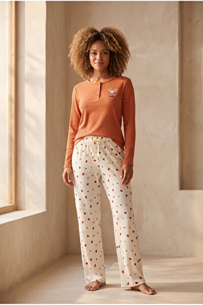 Katia&Bony Women's Lovely Winter Dog Embroidered Brick Color Pajama Set