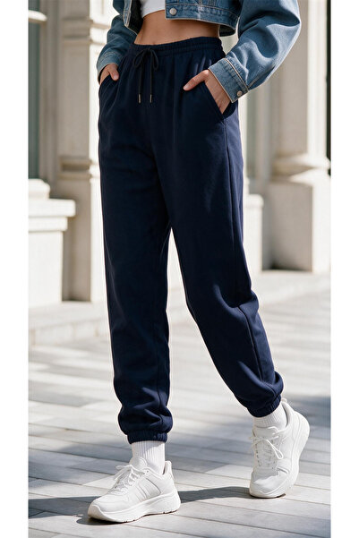 INFLUYENTE Women's Wide Cut Winter Fleece-Lined Sweatpants with Elastic Cuffs