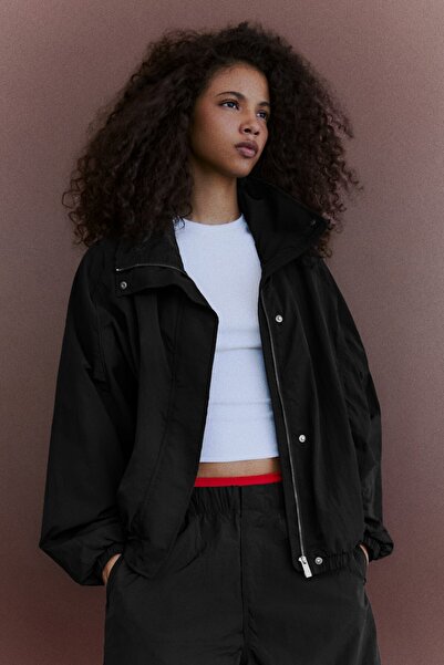 Bershka Oversize yarasa kollu naylon ceket