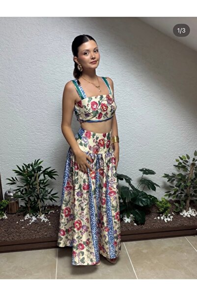 Çiçek Desenli Crop Etek Takım